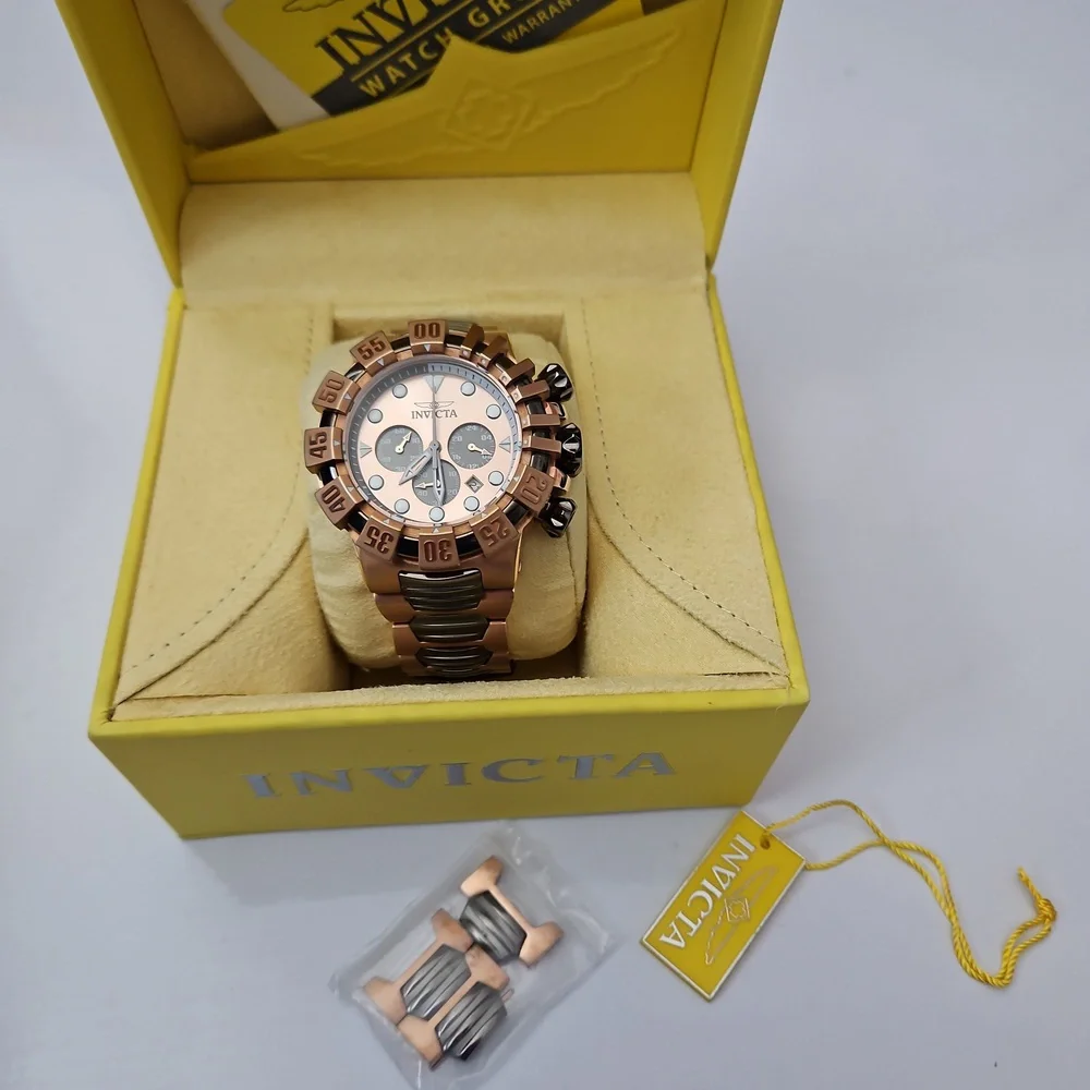 Men Excellent Condition Invicta Excursion Model 32378  Watch Quartz ROSE GOLD - Picture 15 of 15